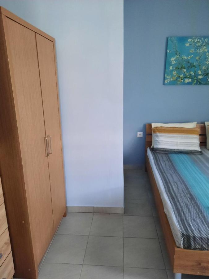 Park View Apartment In Paralia Dionisiou Exterior photo